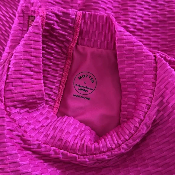 Mott50 Swimsuit - Picture 9 of 9